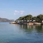 Susona Bodrum, Lxr & טורבה
