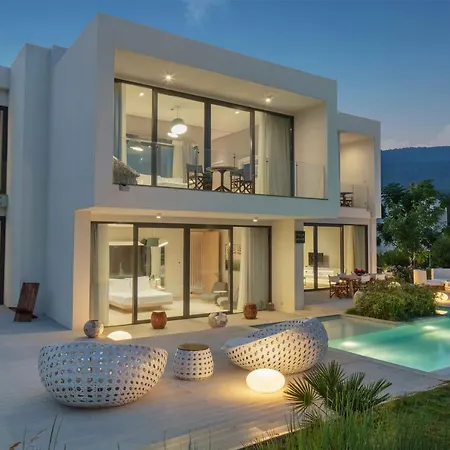 Susona Bodrum, Lxr & 토르바