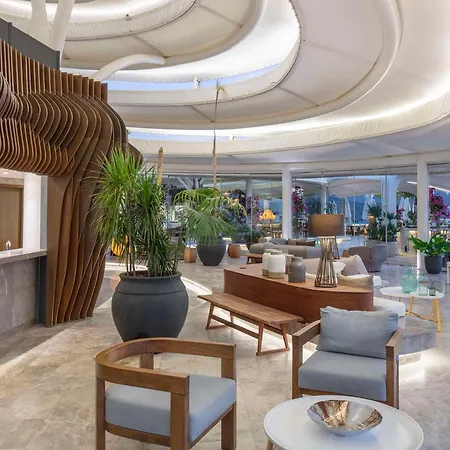 Susona Bodrum, Lxr & منتجع توربا
