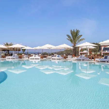 Susona Bodrum, Lxr & منتجع توربا