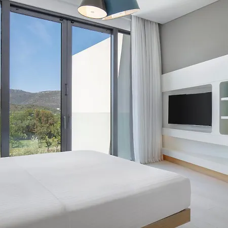 리조트 Susona Bodrum, Lxr &