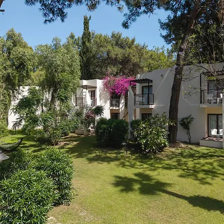 Susona Bodrum, Lxr & منتجع توربا