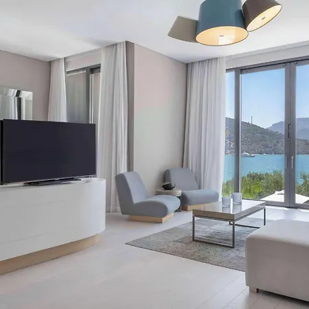 Susona Bodrum, Lxr & 5* توربا